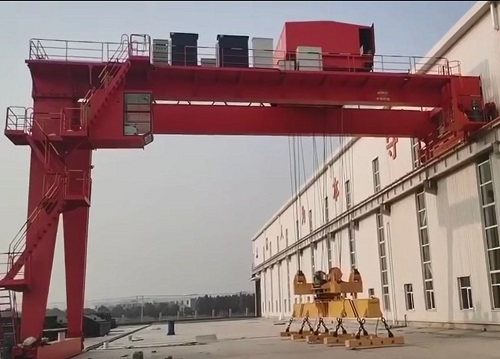 電磁鐵門式起重機(jī)